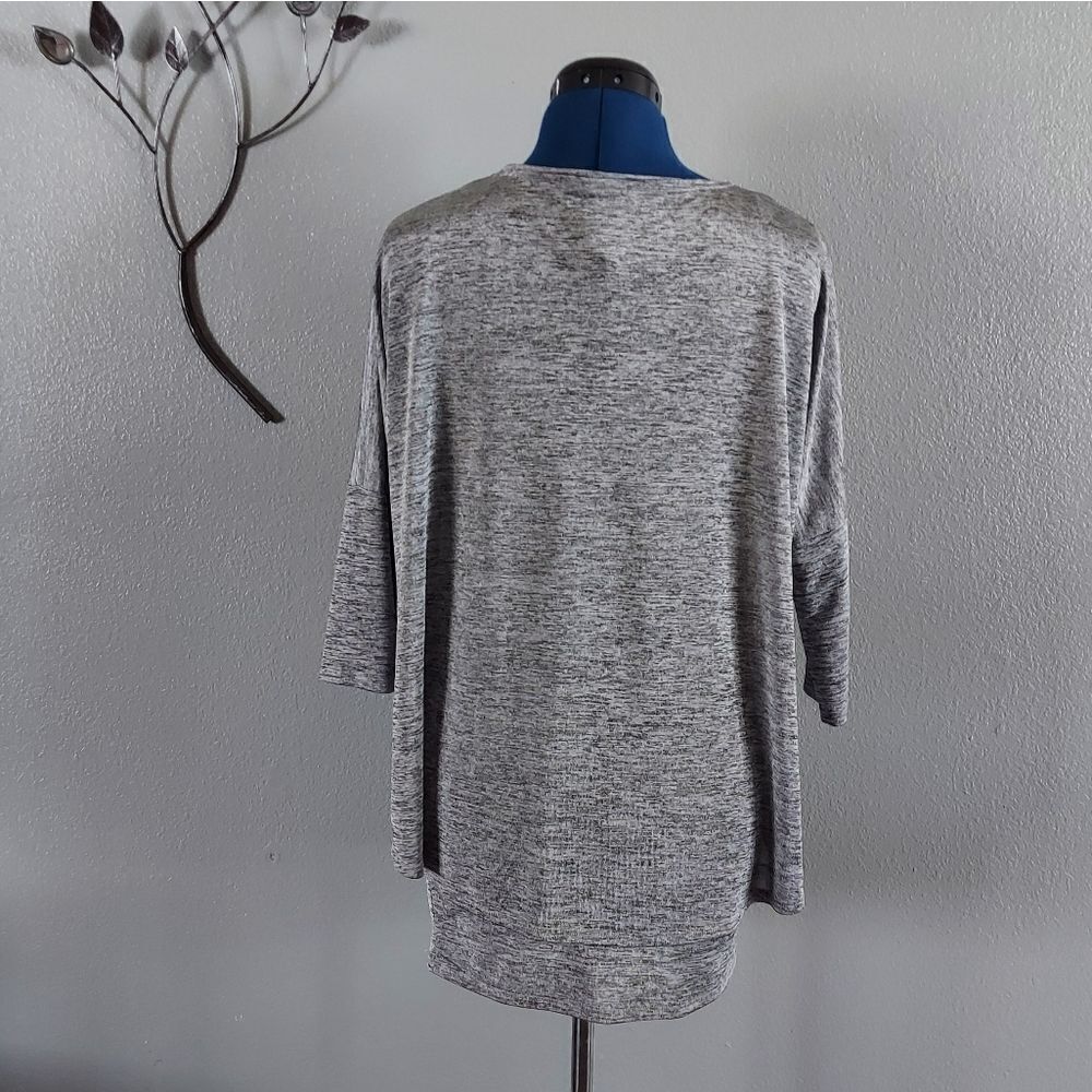 Joseph Ribkoff Layered V-Neck Tunic Top Sz 8 Silver Gray 3/4 Sleeve - Picture 3 of 10